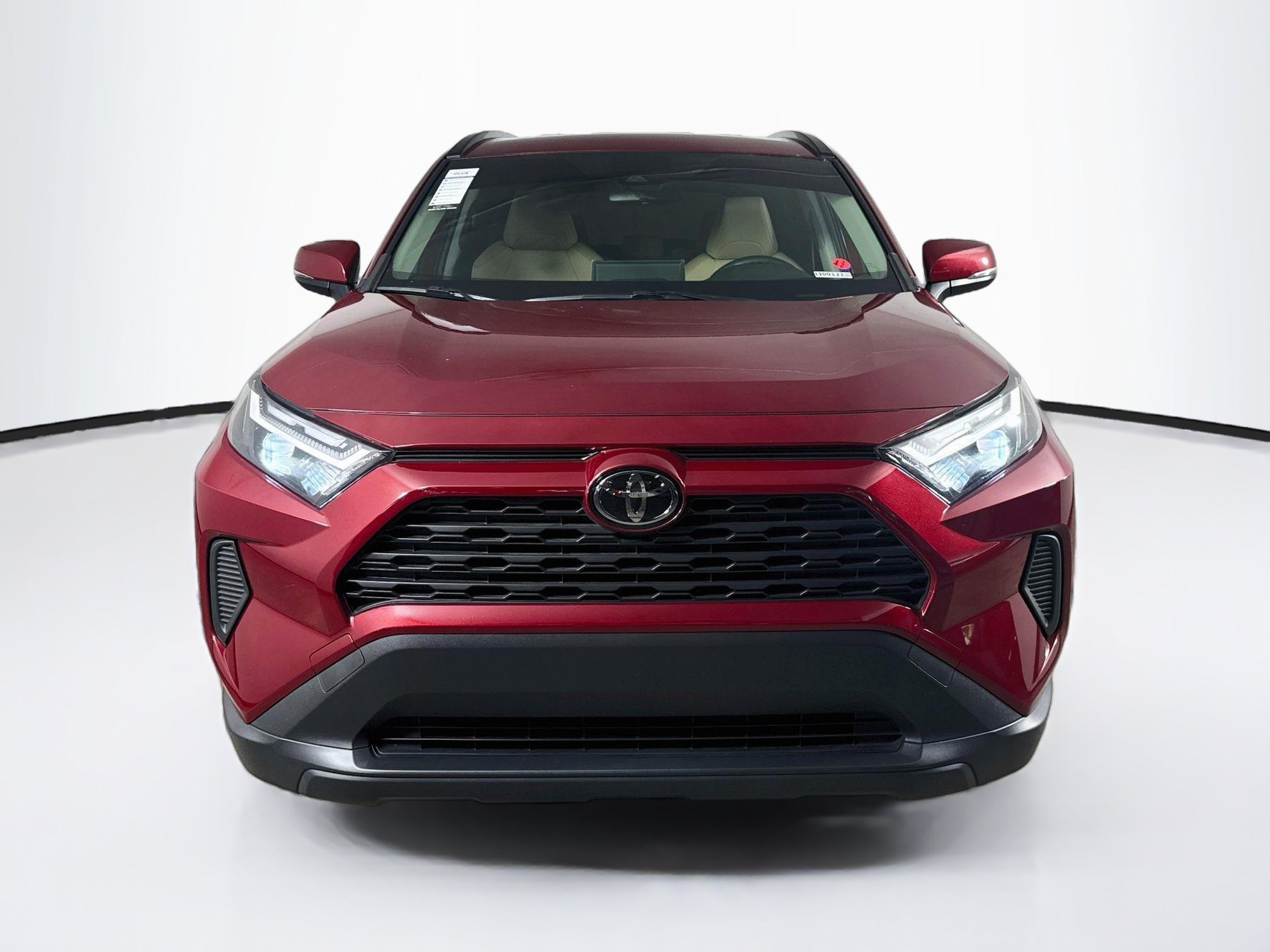 Used 2025 Toyota RAV4 LE AWD/4WD image 11