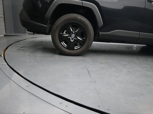 Used 2023 Toyota RAV4 XLE FWD image 10