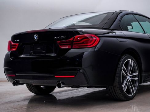 Used 2019 BMW 440i xDrive Convertible w/ M Sport Package image 11