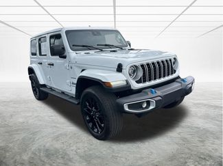 Used 2024 Jeep Wrangler Unlimited Sahara AWD/4WD video 2