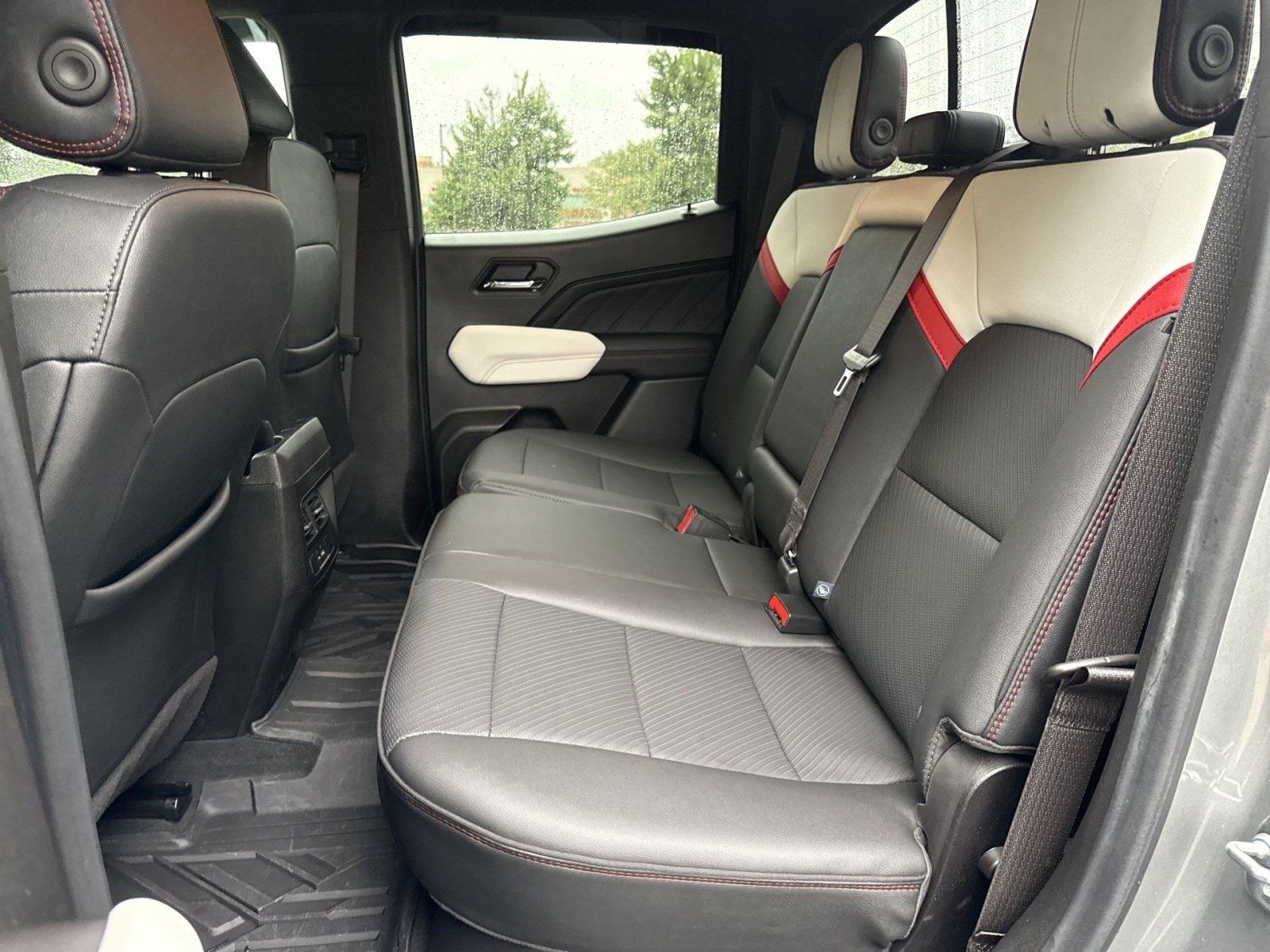 Used 2024 GMC Canyon AT4X AWD/4WD image 22