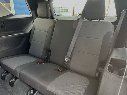 Used 2020 Chevrolet Traverse LT image 5