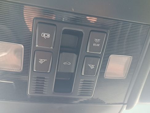 Used 2023 Volkswagen Jetta GLI Autobahn FWD image 25