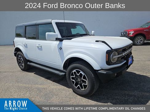 Used 2024 Ford Bronco Outer Banks AWD/4WD image 1