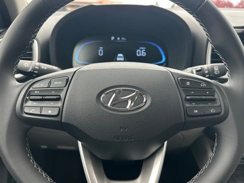 New 2026 Hyundai Venue SEL FWD image 28