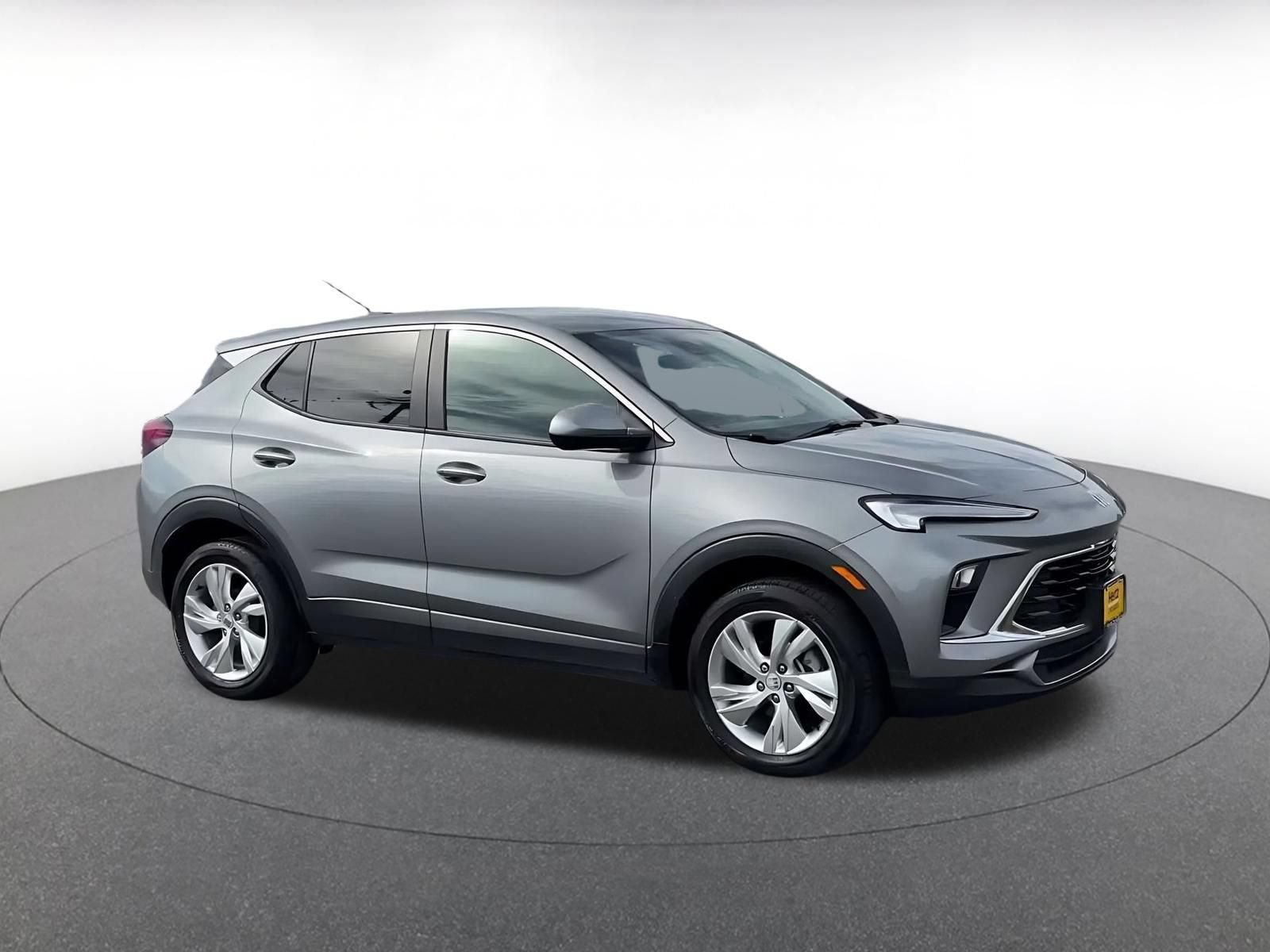 Used 2025 Buick Encore GX Preferred AWD/4WD image 2
