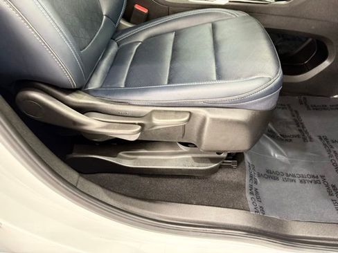 Used 2023 Chevrolet Bolt EUV Premier w/ Sun & Sound Package image 19