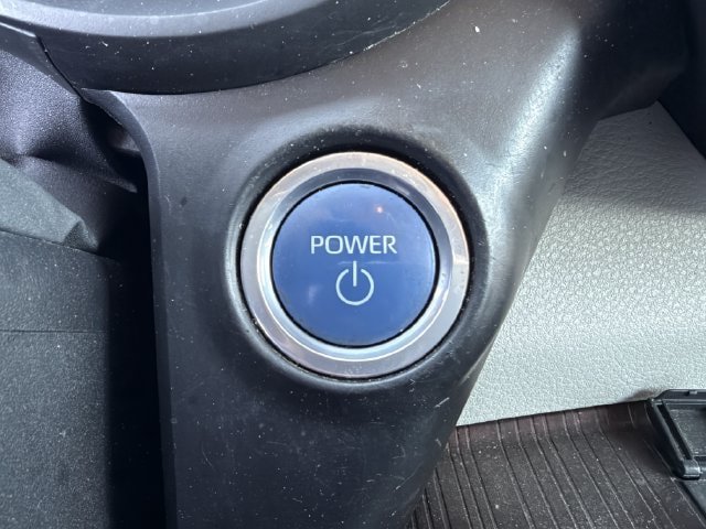 Used 2021 Toyota Sienna LE FWD image 19