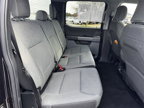 Used 2025 Ford F150 XLT w/ Equipment Group 301A Standard image 17