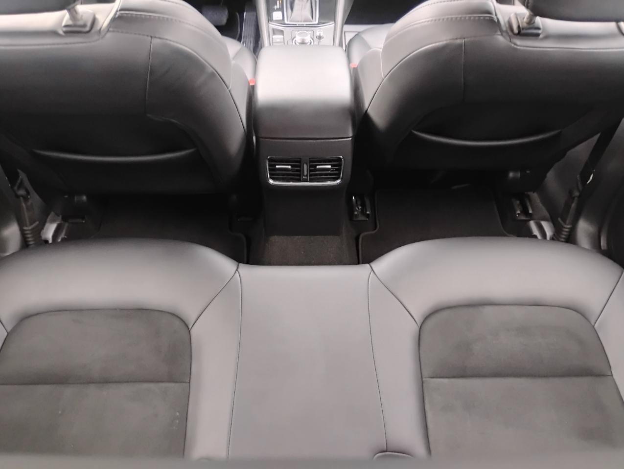Used 2021 MAZDA CX-5 Touring FWD image 11
