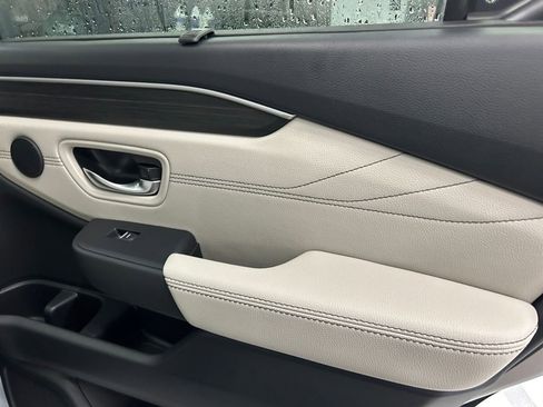 New 2026 Honda Pilot Touring image 23