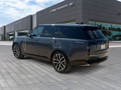 Used 2026 Land Rover Range Rover SE AWD/4WD image 3
