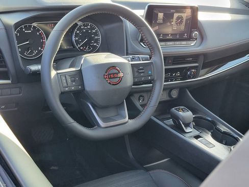 New 2026 Nissan Rogue SV image 4