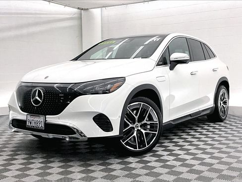 Used 2026 Mercedes-Benz EQE 320 4MATIC SUV image 11