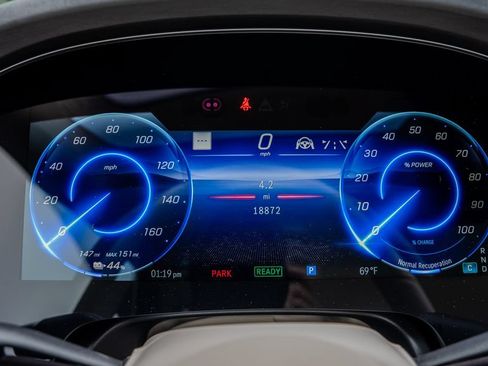 Used 2023 Mercedes-Benz EQS 580 4MATIC Sedan image 9