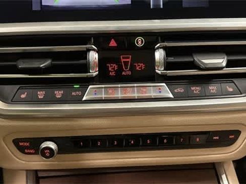 Used 2021 BMW 330i xDrive Sedan w/ Driving Assistance Package image 21