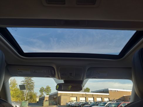 Used 2022 MAZDA CX-5 AWD 2.5 S w/ Premium Package image 19