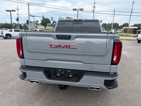 Used 2024 GMC Sierra 1500 Denali w/ Technology Package AWD/4WD image 24