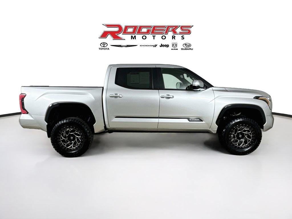 Used 2024 Toyota Tundra Platinum AWD/4WD image 14