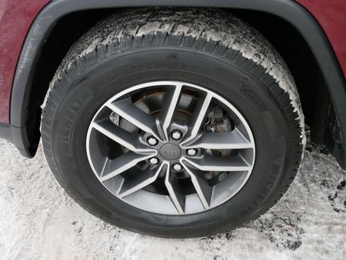 Used 2020 Jeep Grand Cherokee Limited w/ Luxury Group II image 15