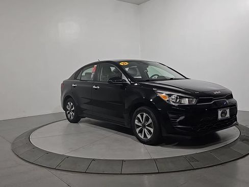 Used 2022 Kia Rio S w/ Technology Package FWD image 8