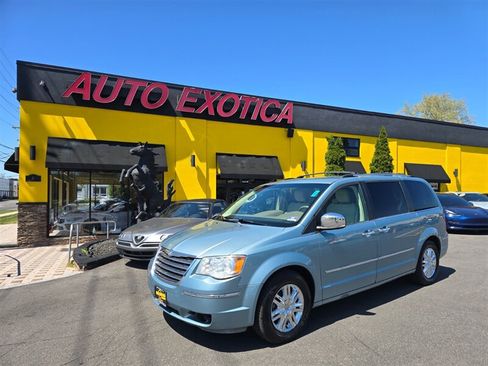 Used 2008 Chrysler Town & Country Limited w/ Trailer Tow Group FWD image 29