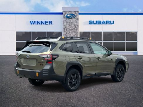 Used 2025 Subaru Outback Wilderness AWD/4WD image 5
