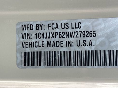 Used 2022 Jeep Wrangler Unlimited Sahara w/ Cold Weather Group image 32