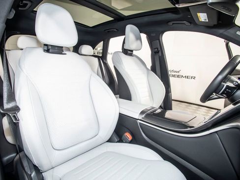Used 2023 Mercedes-Benz GLC 300 image 21