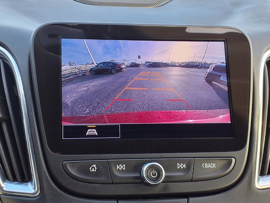 Used 2022 Chevrolet Malibu Premier FWD image 5