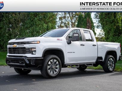 Used 2024 Chevrolet Silverado 2500 Custom w/ Custom Value Package