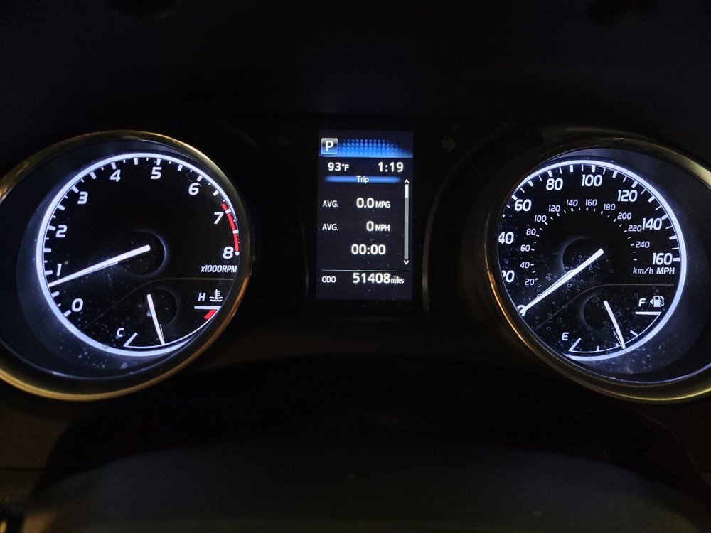 Used 2020 Toyota Camry LE FWD image 23