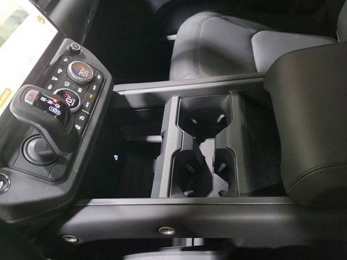 New 2026 Land Rover Defender 110 S AWD/4WD image 20