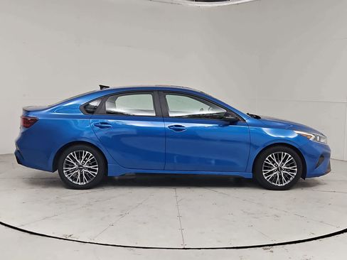 Used 2022 Kia Forte GT-Line w/ GT-Line Premium Package FWD image 7