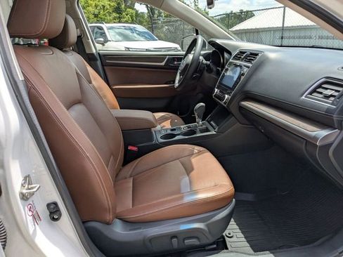 Used 2019 Subaru Outback 2.5i Touring w/ Popular Package #3A AWD/4WD image 38