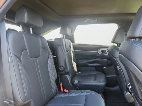 Certified 2026 Kia Sorento SX Prestige AWD/4WD image 29