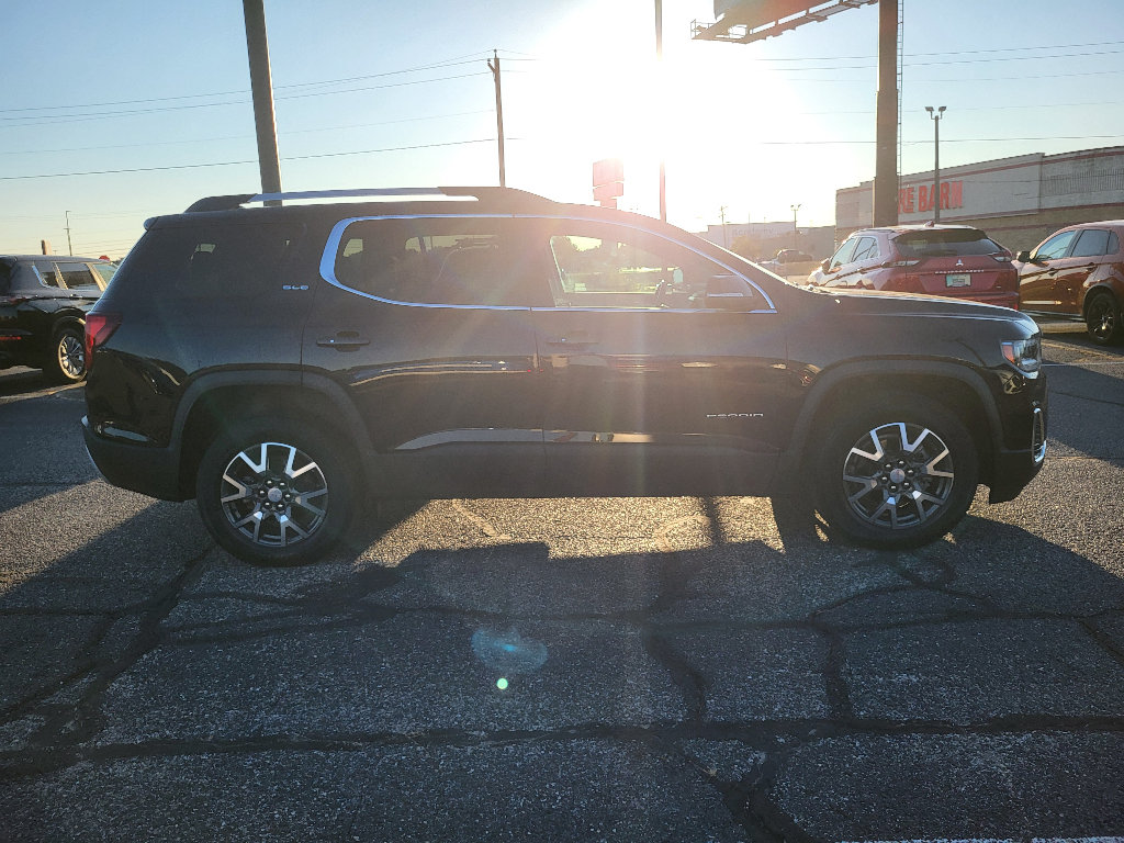 Used 2021 GMC Acadia SLE w/ Driver Convenience Package FWD image 5