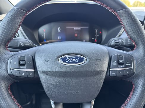 Used 2025 Ford Escape ST-Line Select AWD/4WD image 10