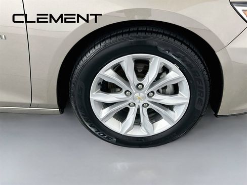 Used 2024 Chevrolet Malibu LT FWD image 35