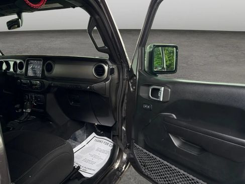 Used 2021 Jeep Wrangler Unlimited Sport AWD/4WD image 19