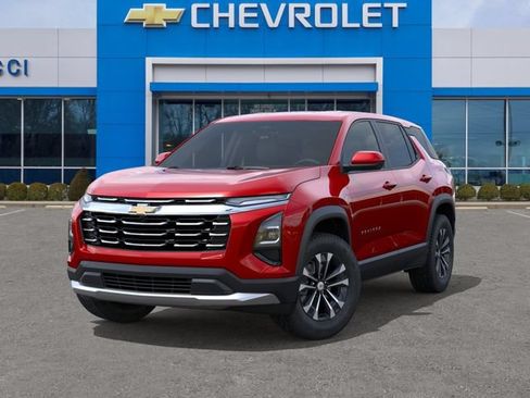 New 2027 Chevrolet Equinox LT w/ Convenience Package II FWD image 6