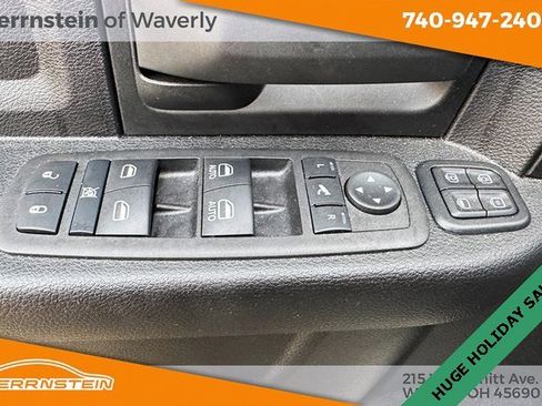 Used 2024 RAM 2500 Tradesman w/ Chrome Appearance Group image 16