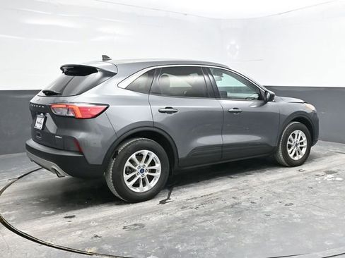 Used 2022 Ford Escape SE image 7