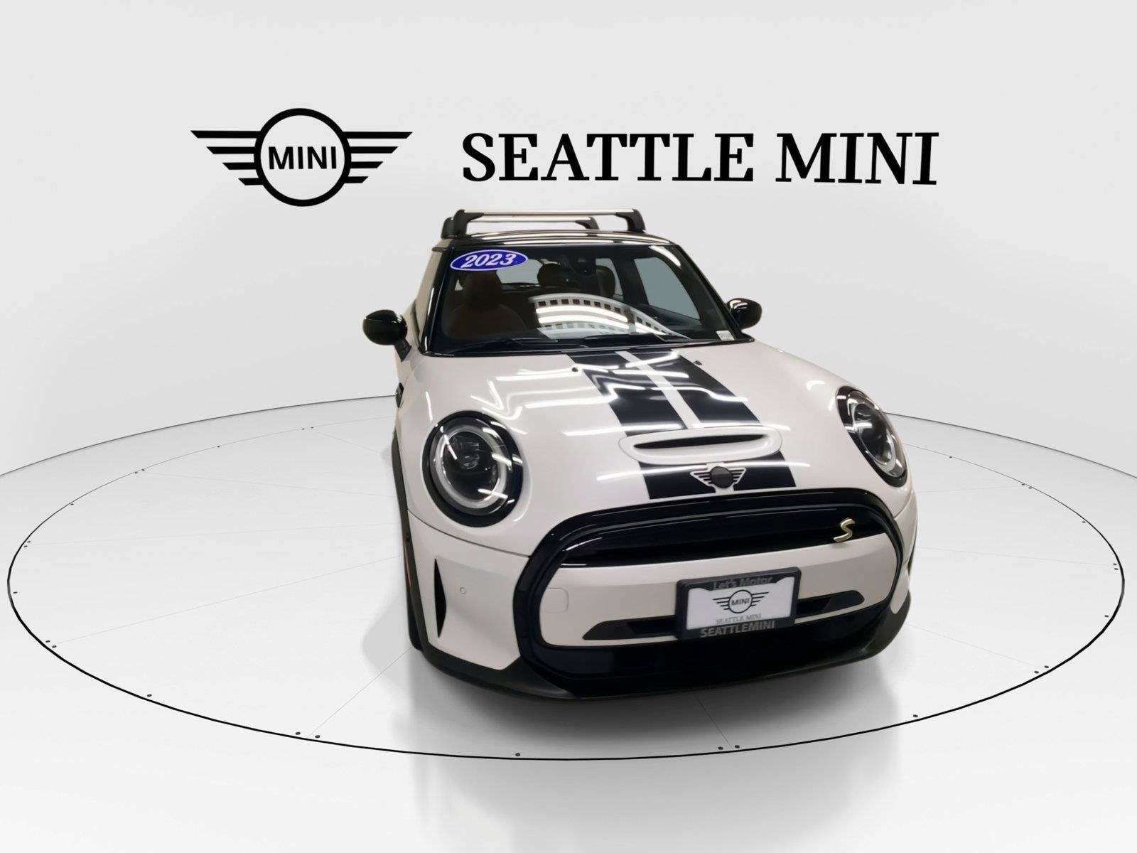 Used 2023 MINI Cooper SE FWD image 3