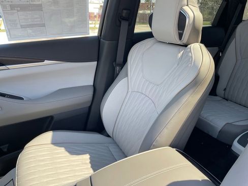 New 2026 INFINITI QX60 Autograph AWD/4WD image 18