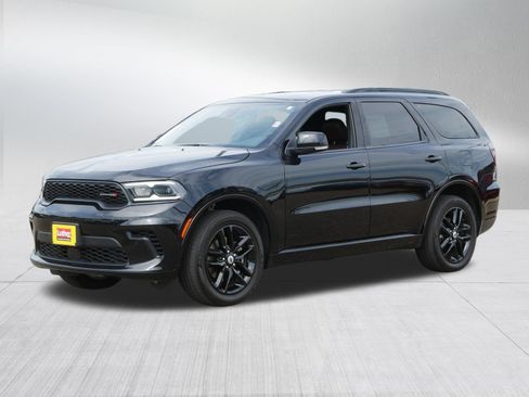Used 2024 Dodge Durango GT AWD/4WD image 3