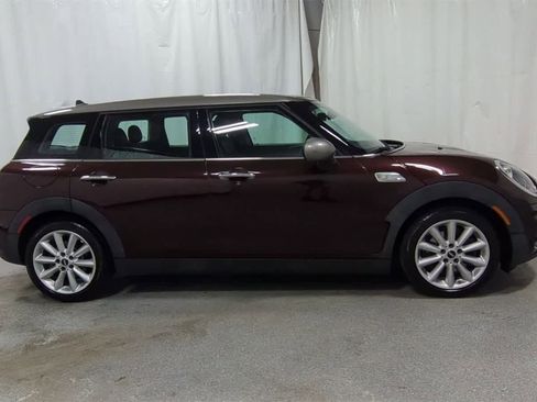 Used 2016 MINI Cooper Clubman S image 9