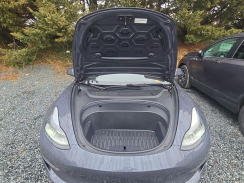 Used 2023 Tesla Model 3 Standard Range image 14