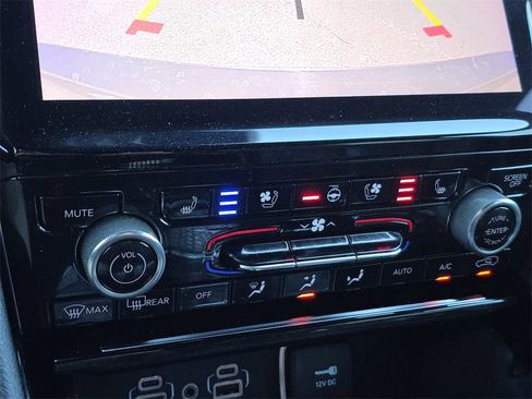 Used 2021 Jeep Grand Cherokee L Overland image 24