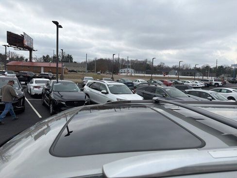 Used 2023 Lexus GX 460 Premium w/ Premium Plus Package image 4